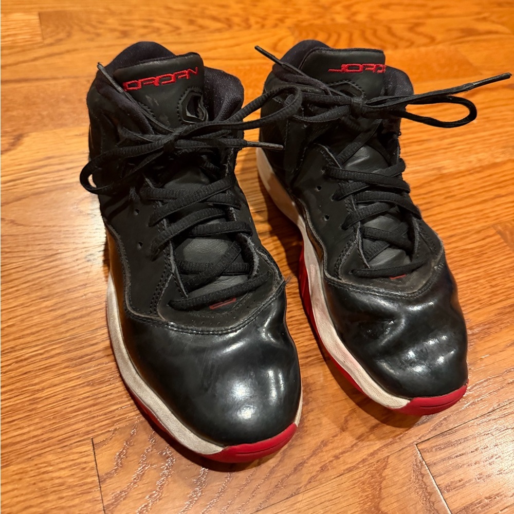 Nike Black and Red High-Top Basketball Shoes